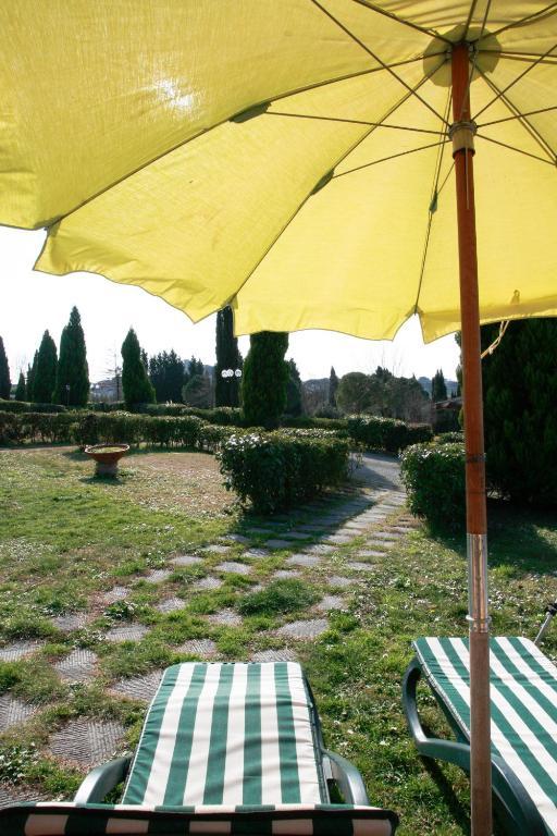 Casa Vacanze Borgo Dei Medici Affittacamere Cerreto Guidi Esterno foto