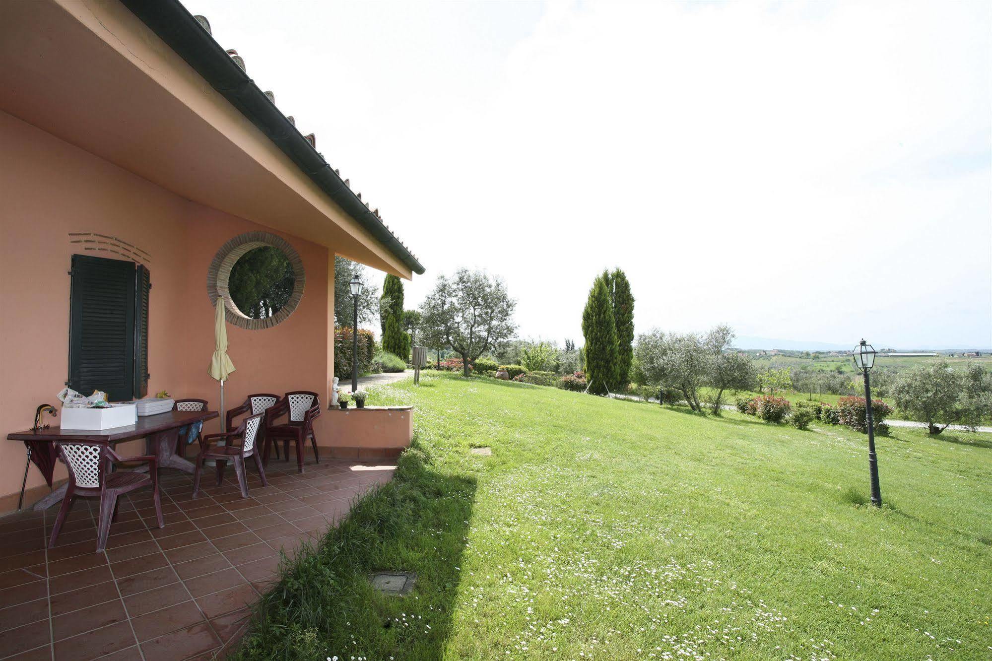 Casa Vacanze Borgo Dei Medici Affittacamere Cerreto Guidi Esterno foto